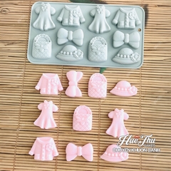 Khuôn silicon Váy Túi Mũ Cute A143 (vỉ 10 hình) làm bánh rau câu 3D 4D nhấn xôi, fondant, socola, nến hanmade