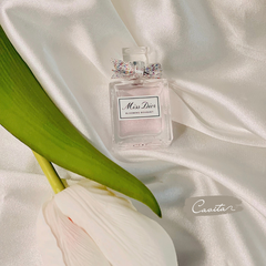 Miss Dior Blooming Bouquet 5ml mini hoa 3D