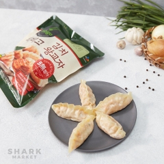 Bánh xếp vị kim chi Bibigo 420g
