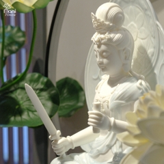 Bồ Tát Văn Thù gốm trắng