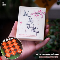LÁ LỘC MAY MẮN THƯ PHÁP TRONG SUỐT 