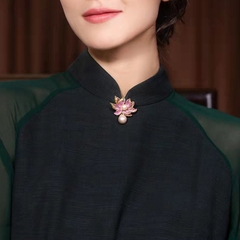 Cài áo hoa sen