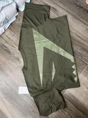 Áo oversize logo GYMSHARK sau lưng