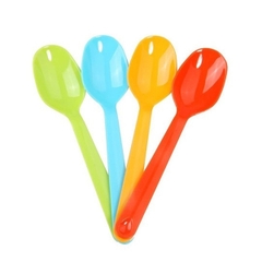 Bộ 4 thìa nhựa kèm hộp Inomata