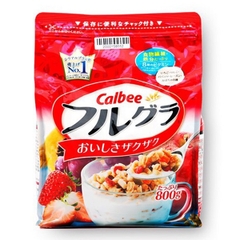 Ngũ cốc Calbee Táo Dâu 800g 9M+
