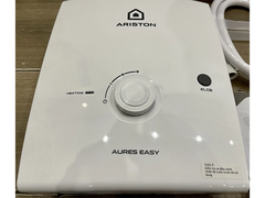 Máy Nước Nóng Trực Tiếp Ariston AURES EASY 3.5 (có bơm)