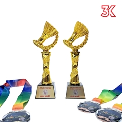 Cúp cầu lông nhựa mạ vàng mẫu 2024