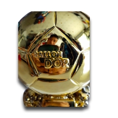 Cúp quả bóng vàng 2021 Nhựa Cứng