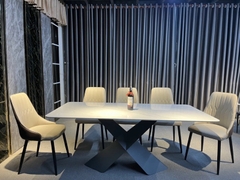 BÀN ĂN ĐẸP GIÁ RẺ MẶT ĐÁ CHÂN SẮT