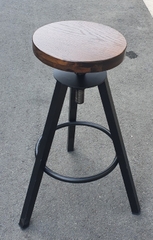 GHẾ BAR XOAY CHÂN CHỤM - BAR18