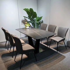 CHÂN BÀN ĂN CHỮ V