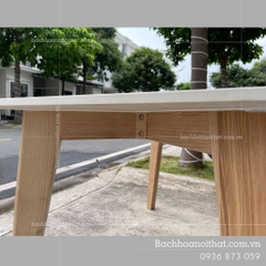 BÀN ĂN HOWARD MẶT ĐÁ CHÂN GỖ