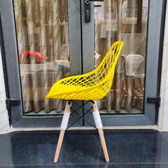 GHẾ NHỰA ĐÚC CHÂN GỖ - 3012B