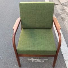 GHẾ SOFA TAY CONG ĐƠN GỖ CAO SU - SFG18