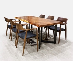 BÀN ĂN GỖ ME TÂY