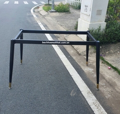 CHÂN BÀN ĂN - CB08