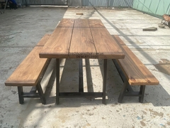 BỘ BÀN GHẾ ĂN GỖ THÔNG CHÂN SẮT