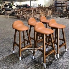 GHẾ BAR BỌC NỆM CHÂN GỖ - BAR57