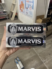 Kem Đánh Răng MARVIS Amarelli Licorice Màu Đen