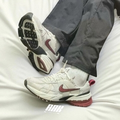 NIKE V2K RUN SE "White Team Red" (HQ3500 100)