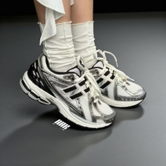 New Balance 1906R ‘Silver Metallic Black’ (M1906RER)