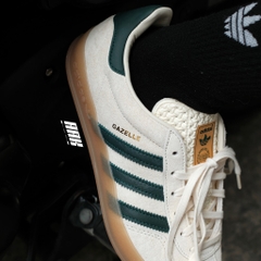 ADIDAS GAZELLE INDOOR 'CREAM WHITE & COLLEGIATE GREEN' - IH7502