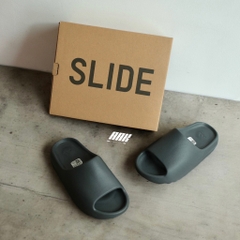 ADIDAS YEZZY SLIDES "SLATE GREY" (ID2350)