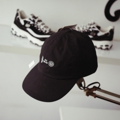 BILLIE EILISH TAKASHI MURAKAMI UNIQLO CAP BLACK