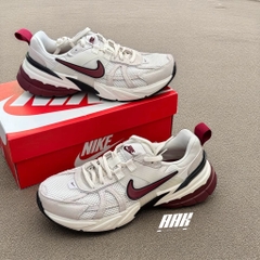 NIKE V2K RUN SE "White Team Red" (HQ3500 100)