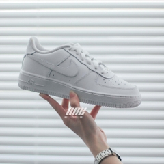 NIKE AIR FORCE 1 07 LOW WHITE