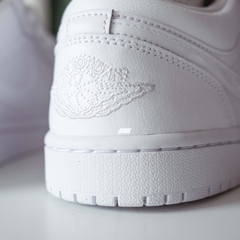 JORDAN 1 LOW 'TRIPLE WHITE' - DV0990 111