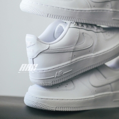 NIKE AIR FORCE 1 07 LOW WHITE