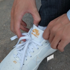 NIKE AIR FORCE 1 "YELLOW OCHRE"  (DJ9946 102)