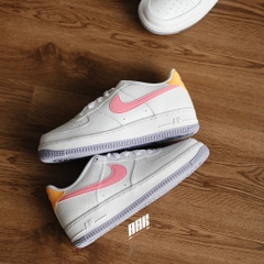 NIKE AIR FORCE 1 LOW CORAL CHALK LASER ORANGE (GS) - DV7762-100