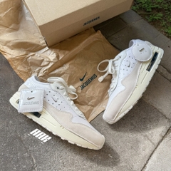NIKE AIR MAX 1 SP x JACQUEMUS 'SUMMIT WHITE (HM6690 100)