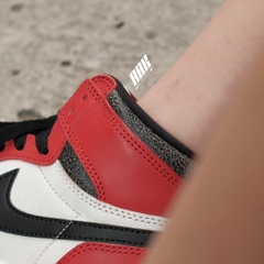 AIR JORDAN 1 RETRO HIGH OG CHICAGO 'LOST AND FOUND' (FD1437 612)