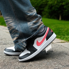 JORDAN 1 LOW BLACK SIREN RED - DC0774 004