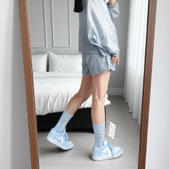 NIKE AIR JORDAN 1 LOW OG ‘GREY UNIVERSITY BLUE (DC0774 050)