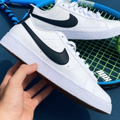 NIKE BLAZER LOW GS CZ7576 103