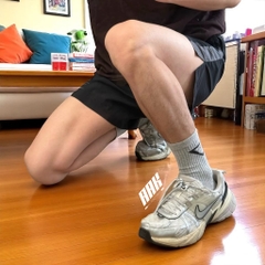 NIKE V2K RUN ‘PURE PLATINUM METALLIC SILVER’ ' (HJ4497-100)