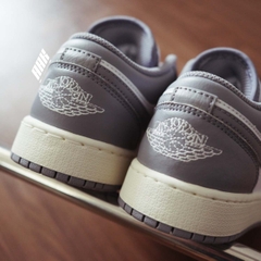 AIR JORDAN 1 VINTAGE GREY LOW - 553560 053