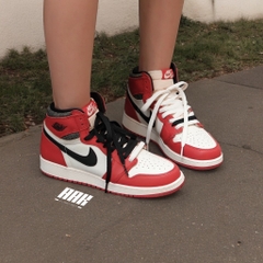 AIR JORDAN 1 RETRO HIGH OG CHICAGO 'LOST AND FOUND' (FD1437 612)