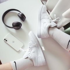 JORDAN 1 LOW 'TRIPLE WHITE' - DV0990 111
