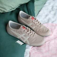 ONITSUKA TIGER TRACK TRAINER  (1183C136-250)