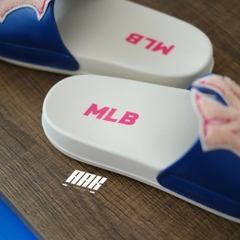 MLB New York Yankees Mega Logo Slippers 32SHHX84-2