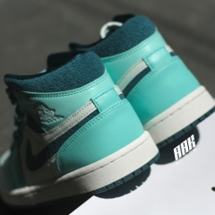 AIR JORDAN 1 MID BLEACHED TURQUOISE (DZ3745 300)