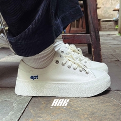 EAST PACIFIC TRADE DIVE CANVAS TRAINER