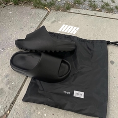 YZY YS-01 / BLACK