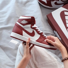 NIKE AIR JORDAN 1 RETRO HIGH OG ‘ARTISANAL RED’ DZ5485-160
