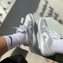 NIKE AIR JORDAN 1 LOW "WHITE WOLF GREY" DC0774-105